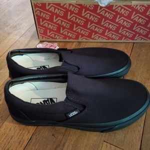 NWT black on black Van's slip-ons